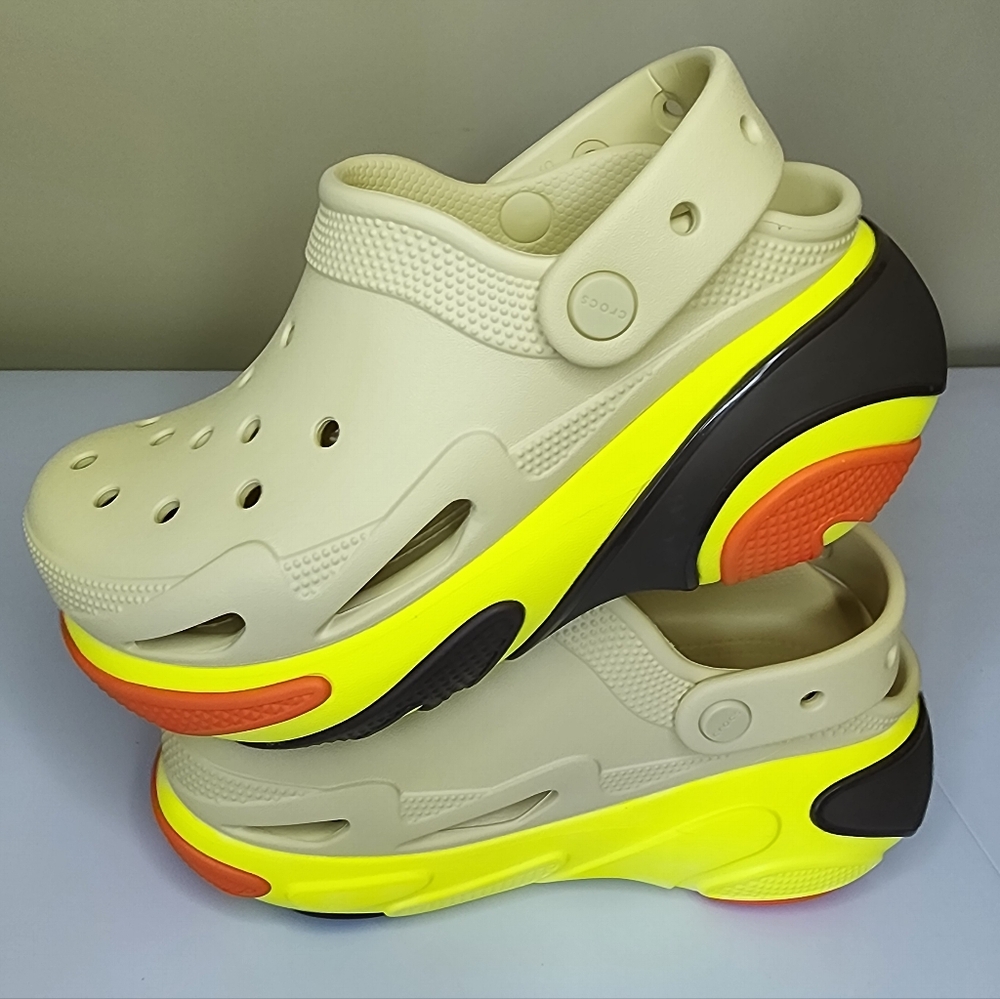 Bubble Crush Clog Croc Size 5M/7W